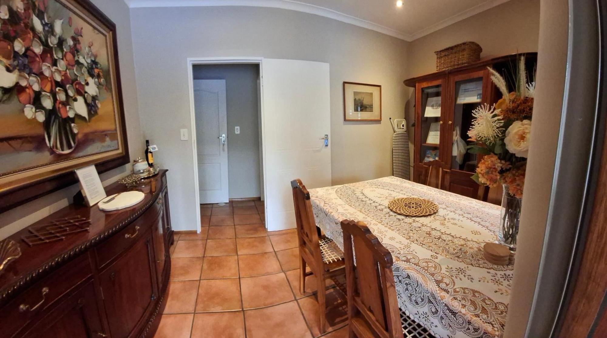 Meerendal Cottage-Affordable Luxury-Private Garden With Pool & Hot Tub Ciudad del Cabo Exterior foto